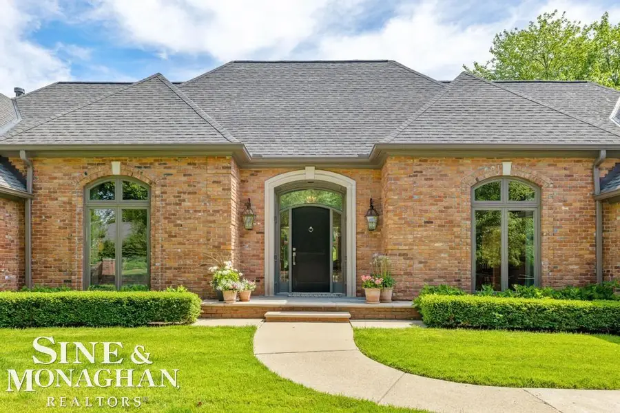22 Windemere PL, Grosse Pointe Farms, MI 48236 - #2
