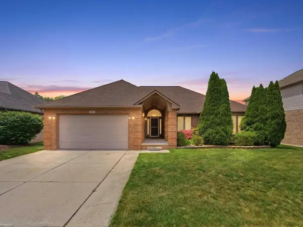 41891 Clinton Pines DR, ClintonTownship, MI 48038