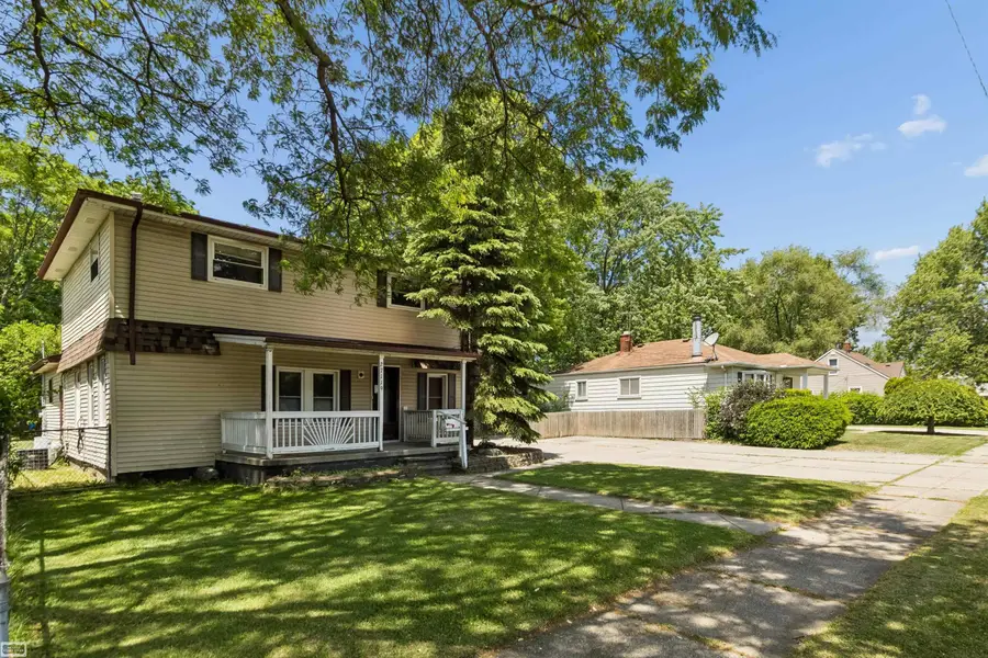27119 Blum ST, Roseville, MI 48066 - #2