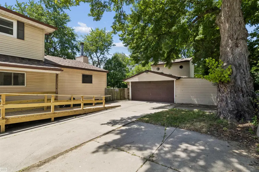 27119 Blum ST, Roseville, MI 48066 - #3