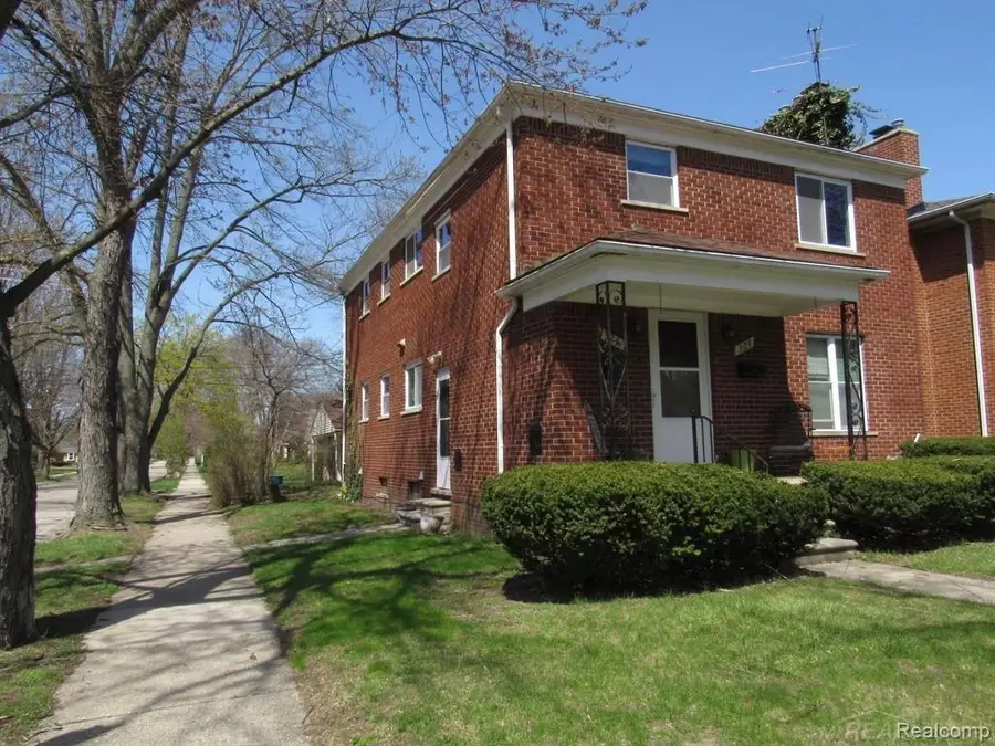 326 Catalpa DR, Royal Oak, MI 48067 - #2