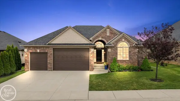 62861 Franklin Park DR, Washington, MI 48094