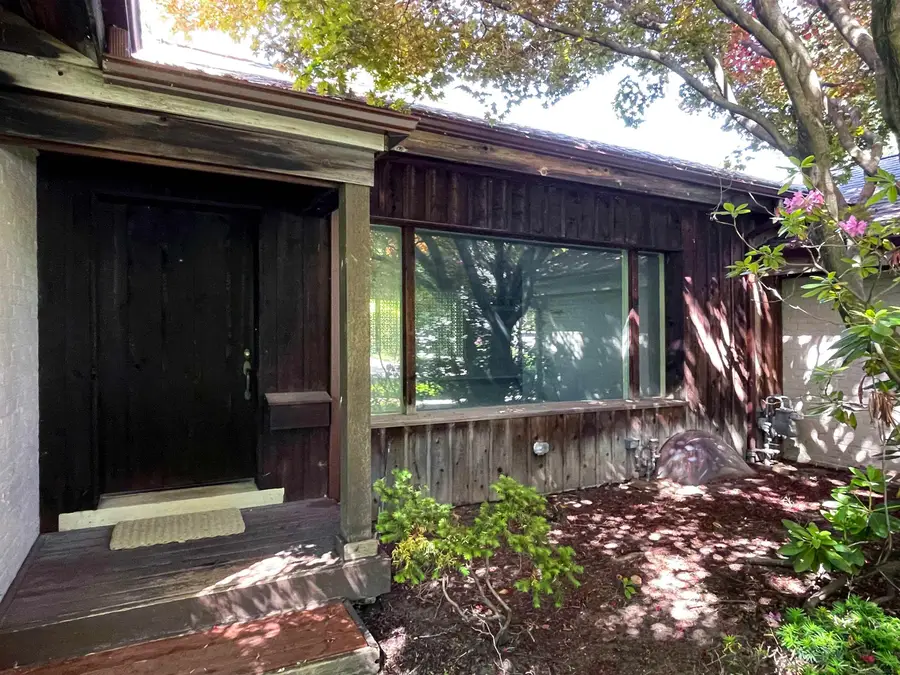 1220 S Oxford RD, Grosse Pointe Woods, MI 48236 - #3