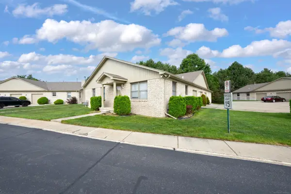 41933 King Edward CT, ClintonTownship, MI 48038