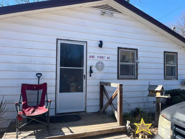 1283 First ST, LakeGeorge, MI 48633