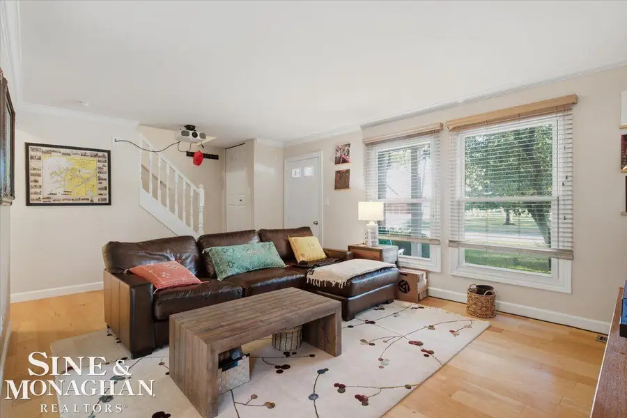 935 Brown ST, Saint Clair, MI 48079 - #3