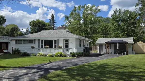 7439 Birch Tree RD, Lexington, MI 48450