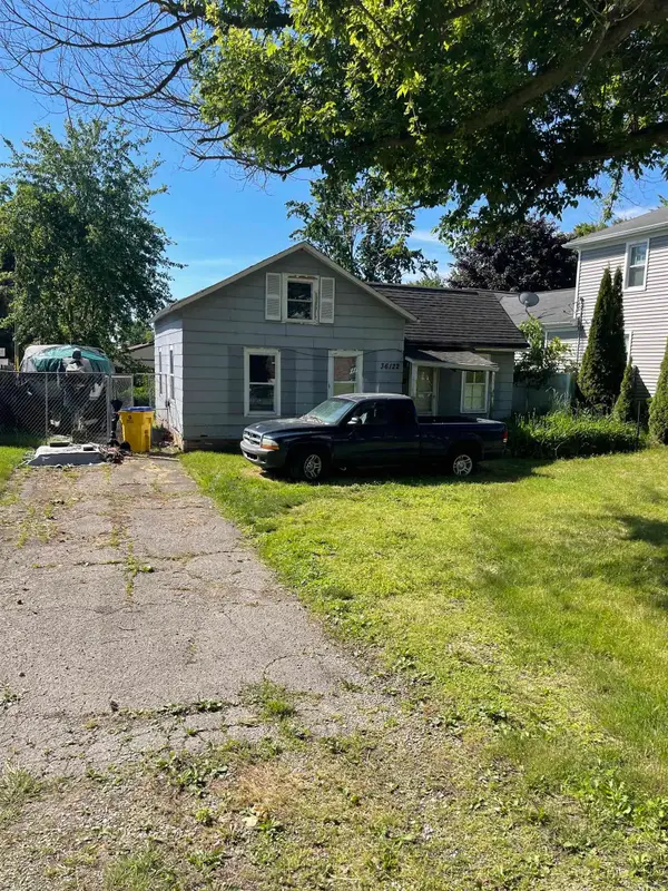 36122 Main ST, NewBaltimore, MI 48047