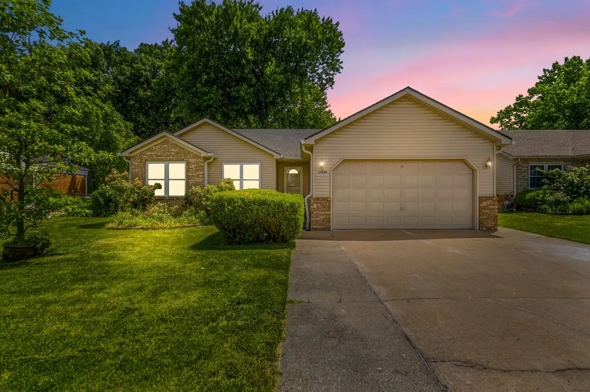 33936 Beaconsfield ST, Clinton Township, MI 48035 - #1
