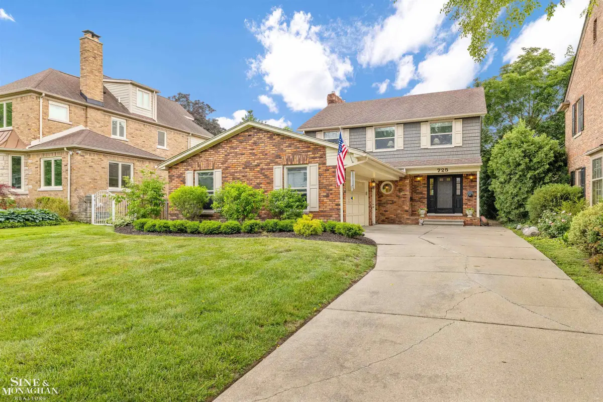 725 Fisher RD, Grosse Pointe, MI 48230 - #1