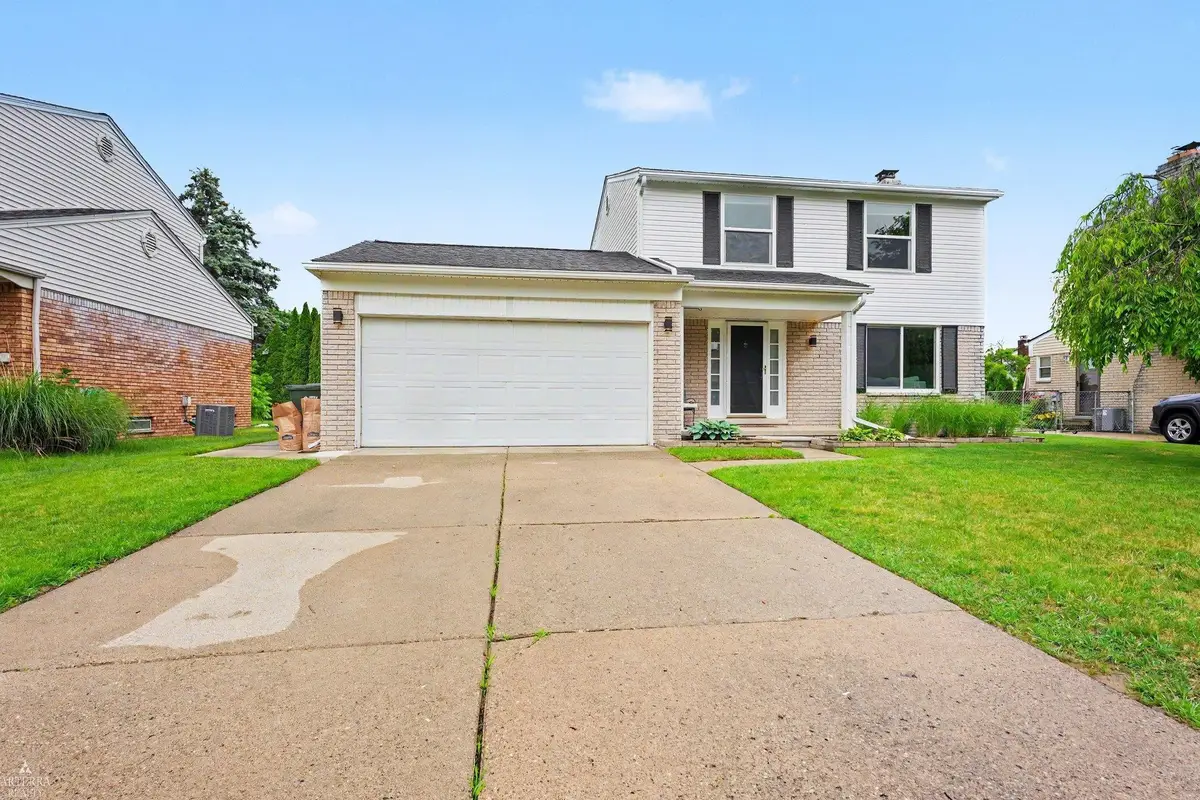 12762 Windsor CT, Sterling Heights, MI 48313 - #1