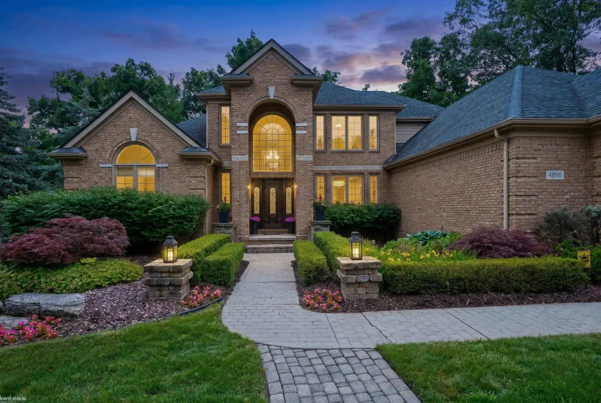 4896 Brookside LN, Washington, MI 48094 - #1