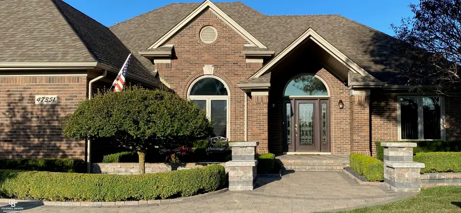 47351 Bobwhite LN, Shelby, MI 48315 - #3