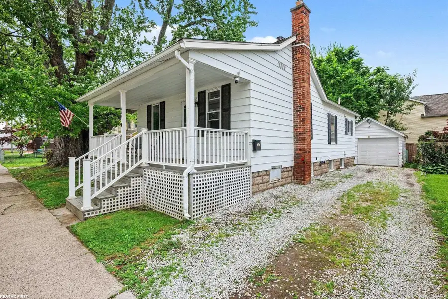 425 E St Clair ST, Marine City, MI 48039 - #3