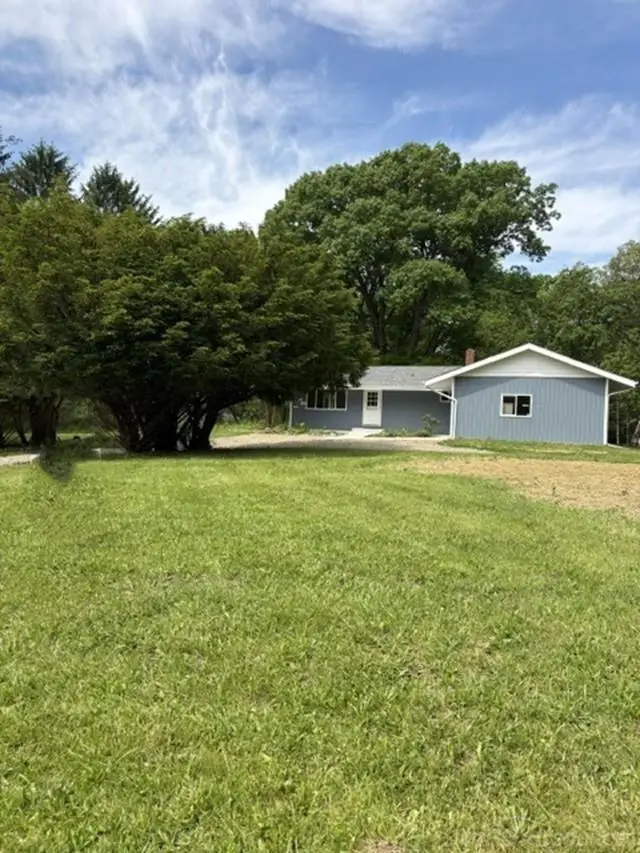 4639 17 Mile RD, Tekonsha, MI 49092 - #1