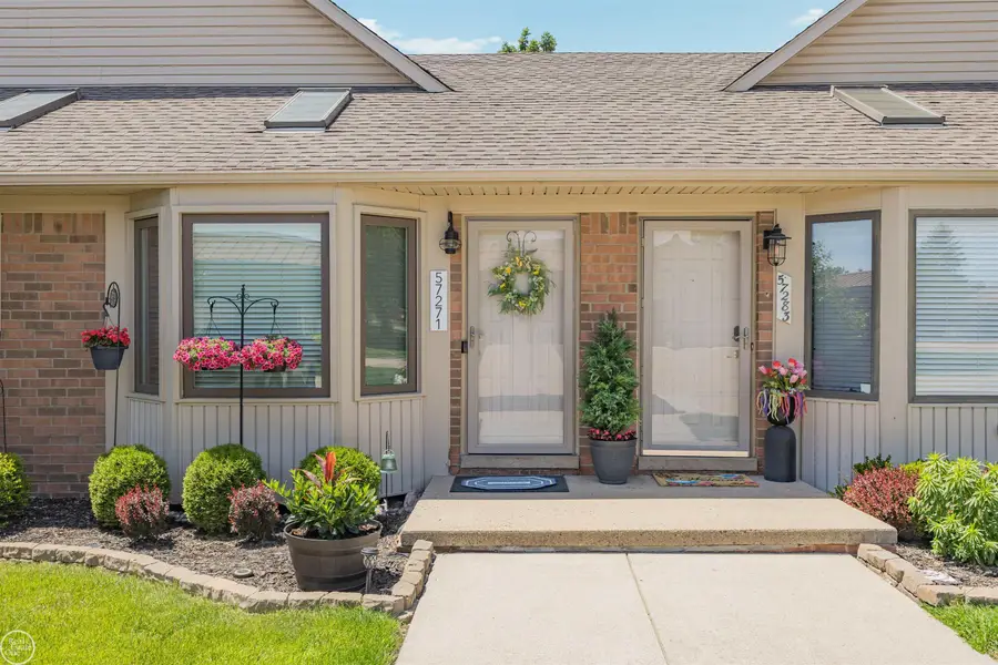 57271 Silver Maple DR, Washington, MI 48094 - #2
