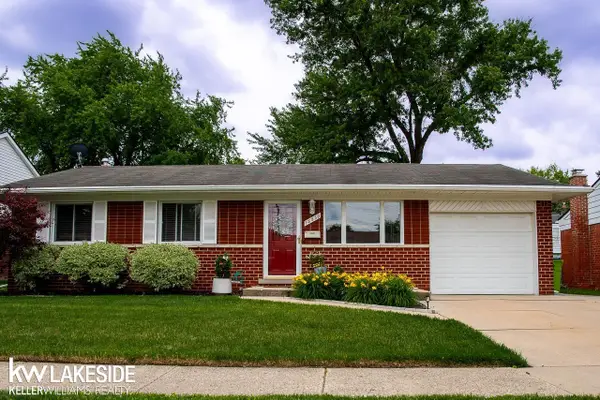 18530 BITTERSWEET ST, Fraser, MI 48026