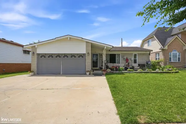 3824 Dawson DR, Warren, MI 48092