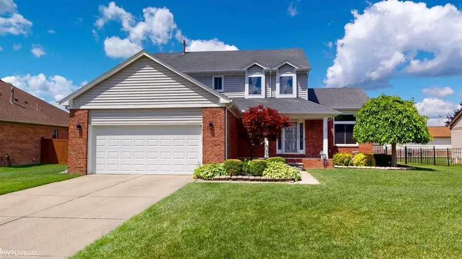 53135 Cripple Creek DR, Chesterfield, MI 48047 - #2