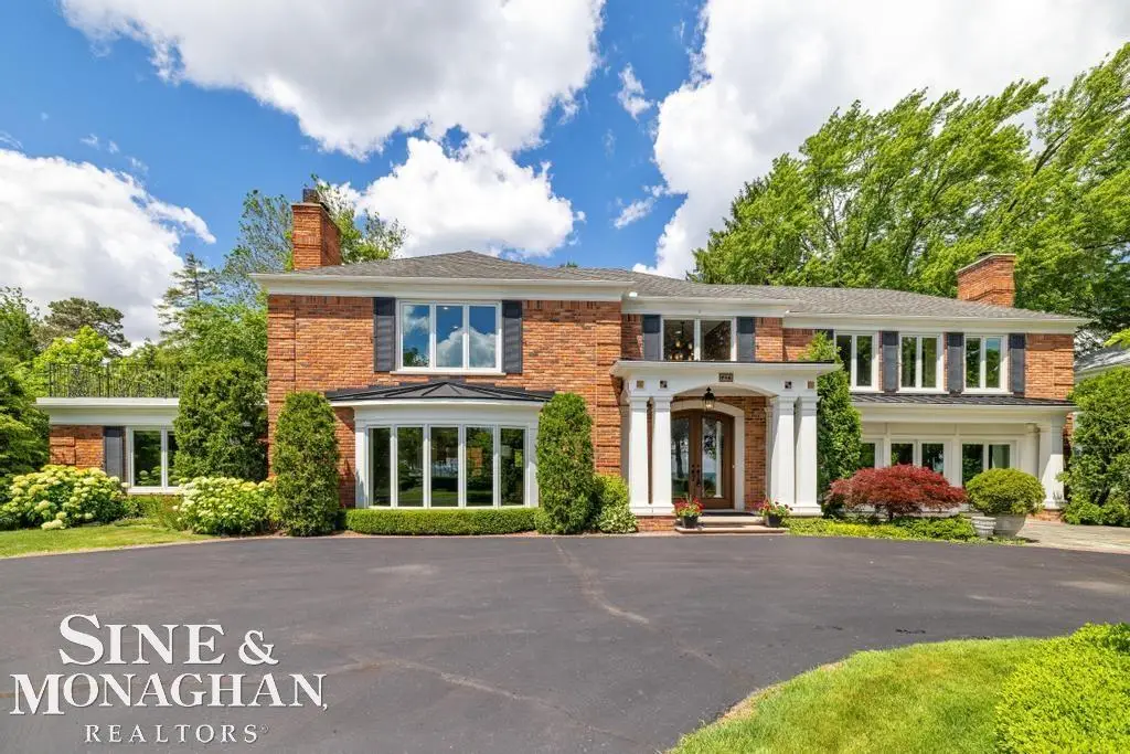529 Lake Shore RD, Village Of Grosse Pointe Shores, MI 48236 - #1