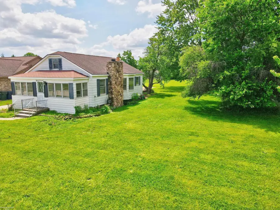 37191 Dundee ST, Sterling Heights, MI 48310 - #3