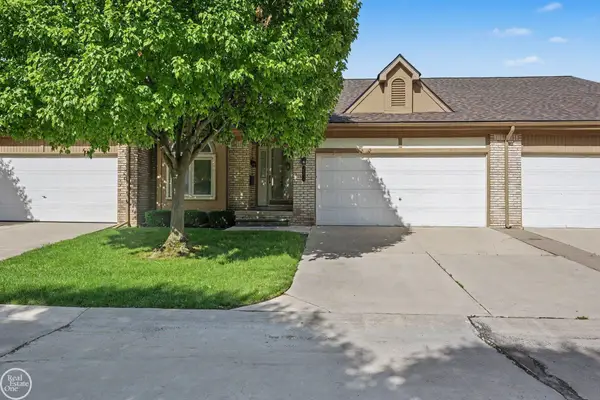 35914 Fierimonte DR, ClintonTownship, MI 48035