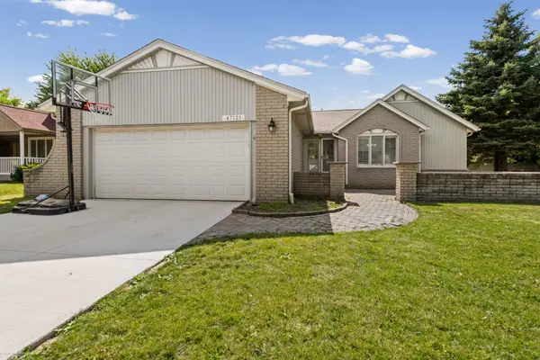 47121 Barbara RD, Macomb, MI 48044