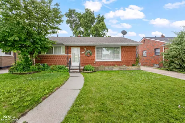 22972 Clairwood ST, StClairShores, MI 48080