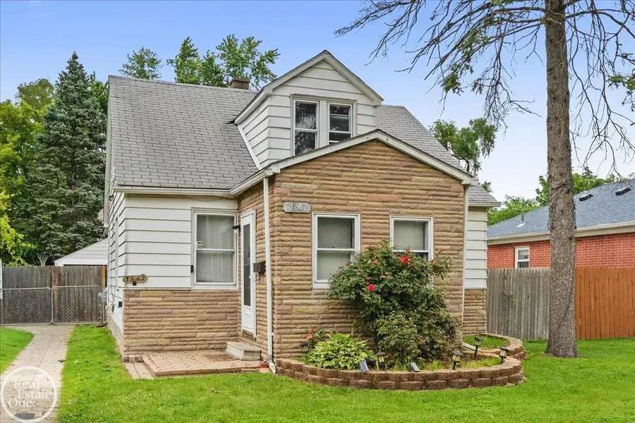 3547 Alvina AVE, Warren, MI 48091 - #3