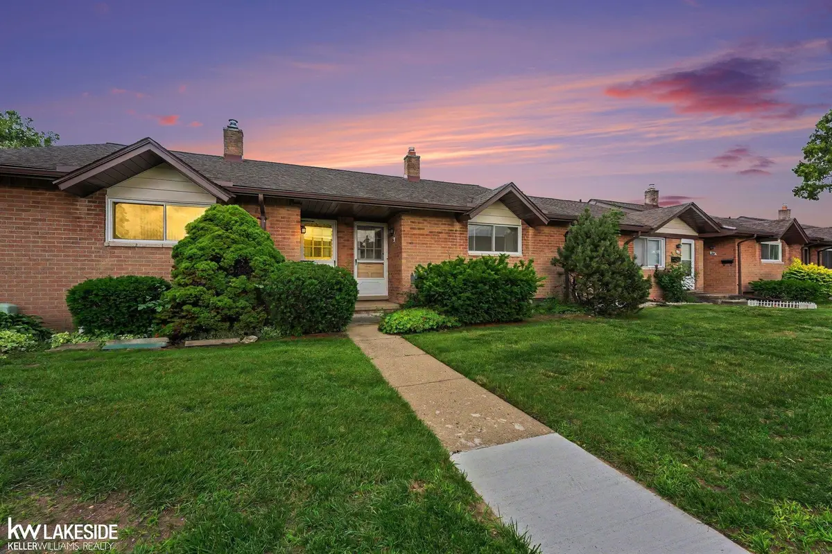 8401 18 Mile RD, Sterling Heights, MI 48313 - #1