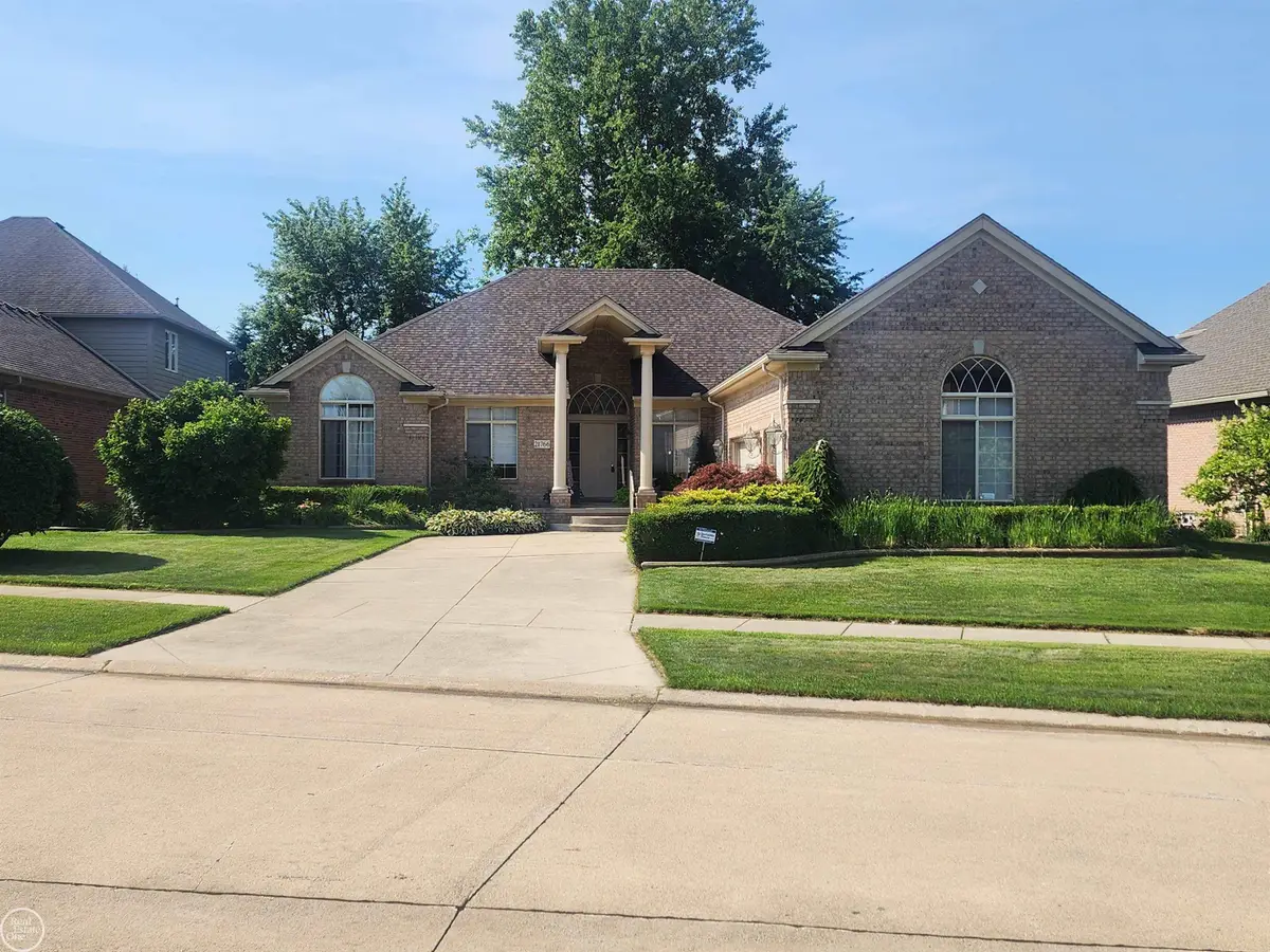 21766 Ambassador DR, Macomb, MI 48044 - #1