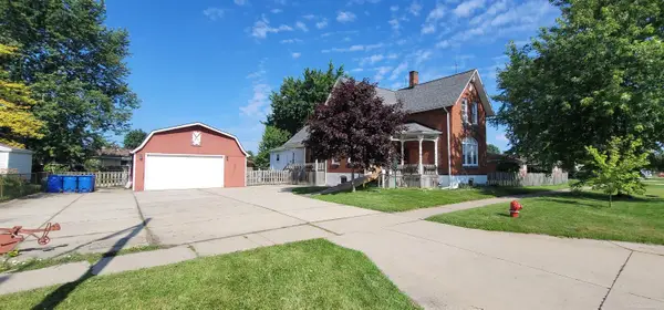 32045 Schoenherr RD, Warren, MI 48088