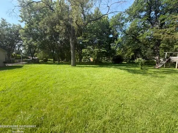 11849 Carney ST, Warren, MI 48089