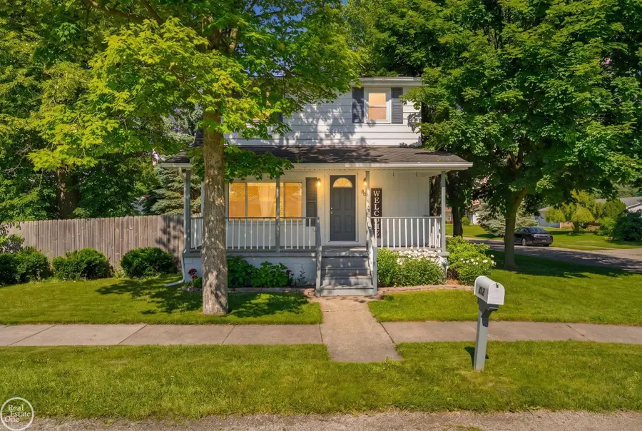 802 Saint James ST, Marysville, MI 48040 - #2