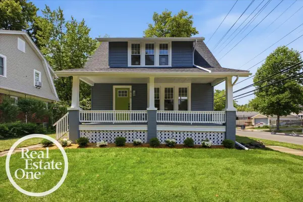 819 Notre Dame ST, GrossePointe, MI 48230