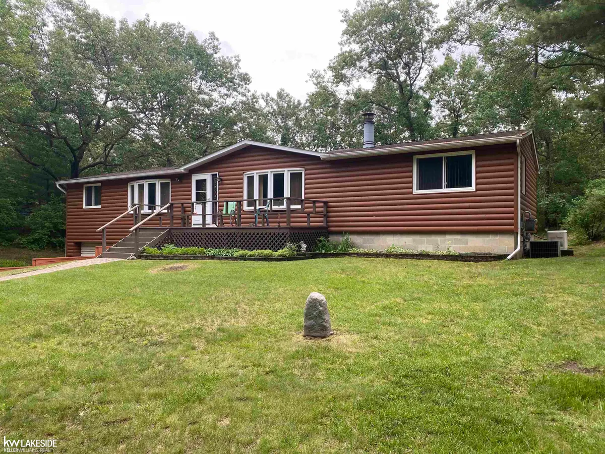 4377 Cochran RD, Caseville, MI 48725 - #1