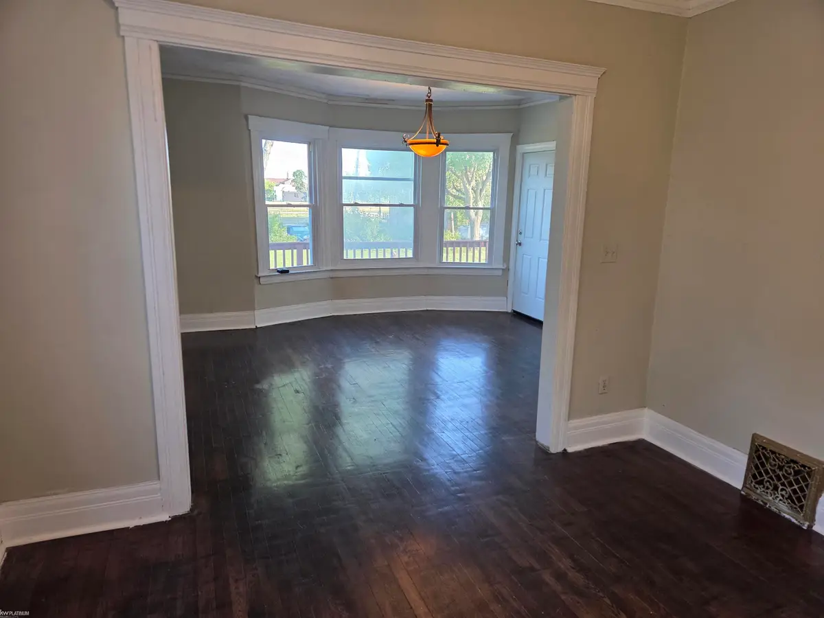 9405 Navarre ST, Detroit, MI 48214 - #1