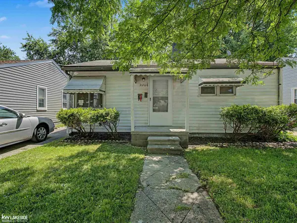 21106 Atlantic AVE, Warren, MI 48091