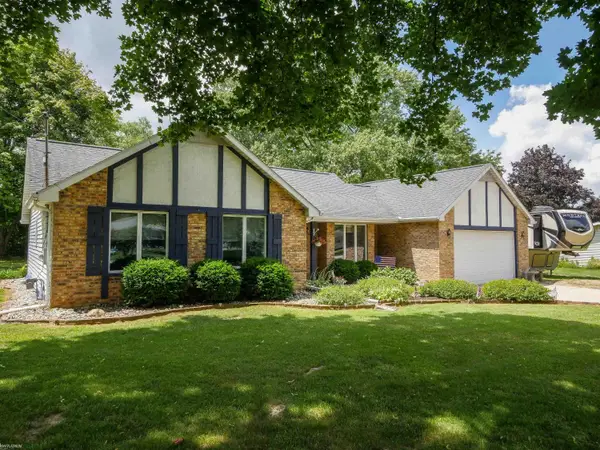 8468 Rondale DR, GrandBlanc, MI 48439