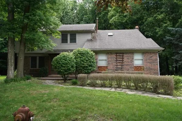34711 Valley Forge DR, Farmington, MI 48331