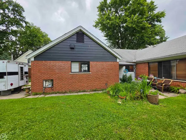 24741 OLD SHOOK RD, HarrisonTownship, MI 48045