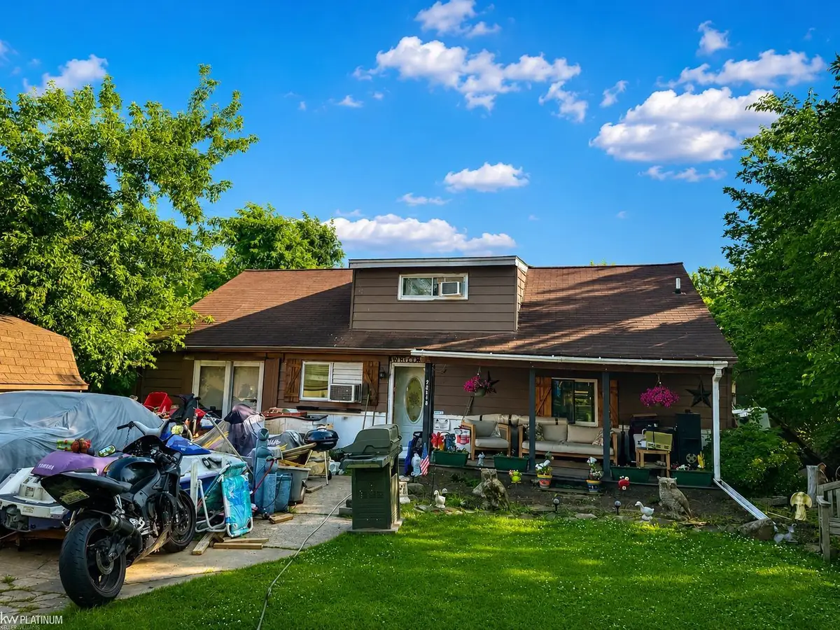 26148 Lamour ST, Harrison Township, MI 48045 - #1