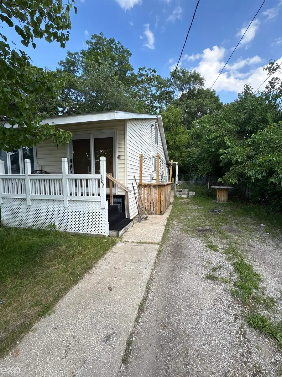 182 River trail DR, Bangor, MI 48706 - #2