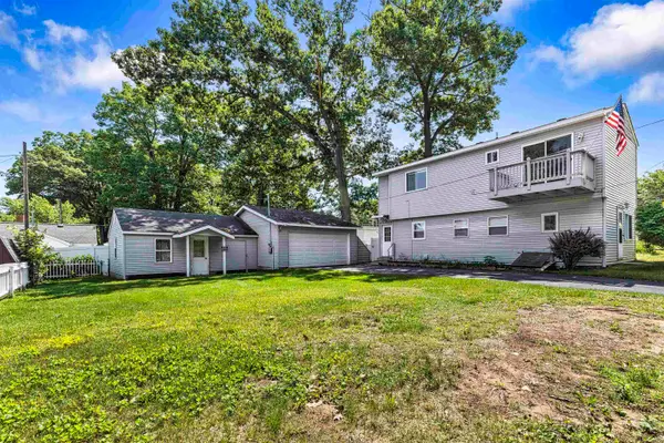 104 Jefferson AVE, HoughtonLake, MI 48629