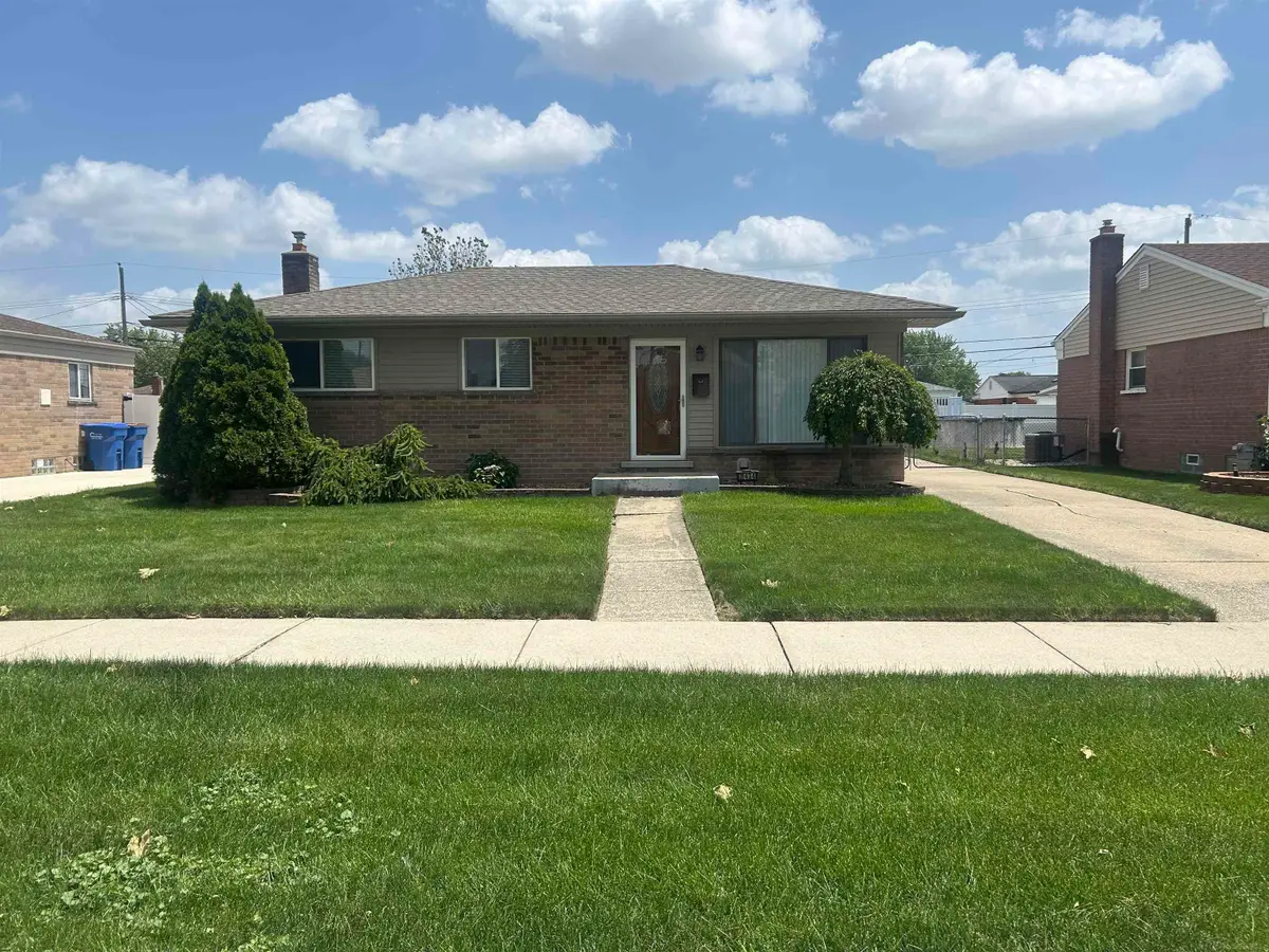 31434 Newport Dr. DR, Warren, MI 48088 - #1
