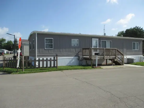 43310 Summit ST, HarrisonTownship, MI 48045