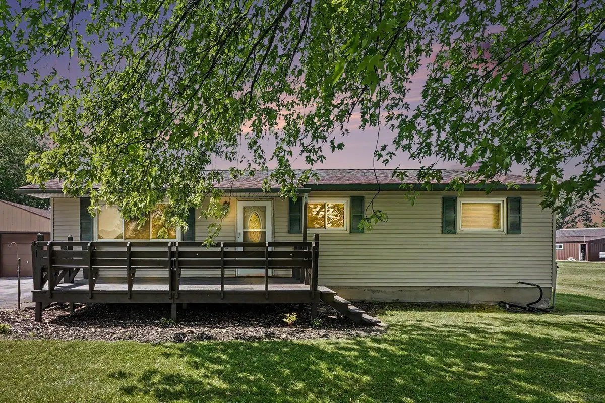 1944 E River RD, Kawkawlin, MI 48631 - #1