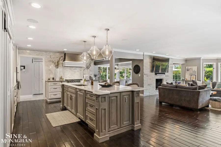 264 Grosse Pointe BLVD, Grosse Pointe Farms, MI 48236 - #3