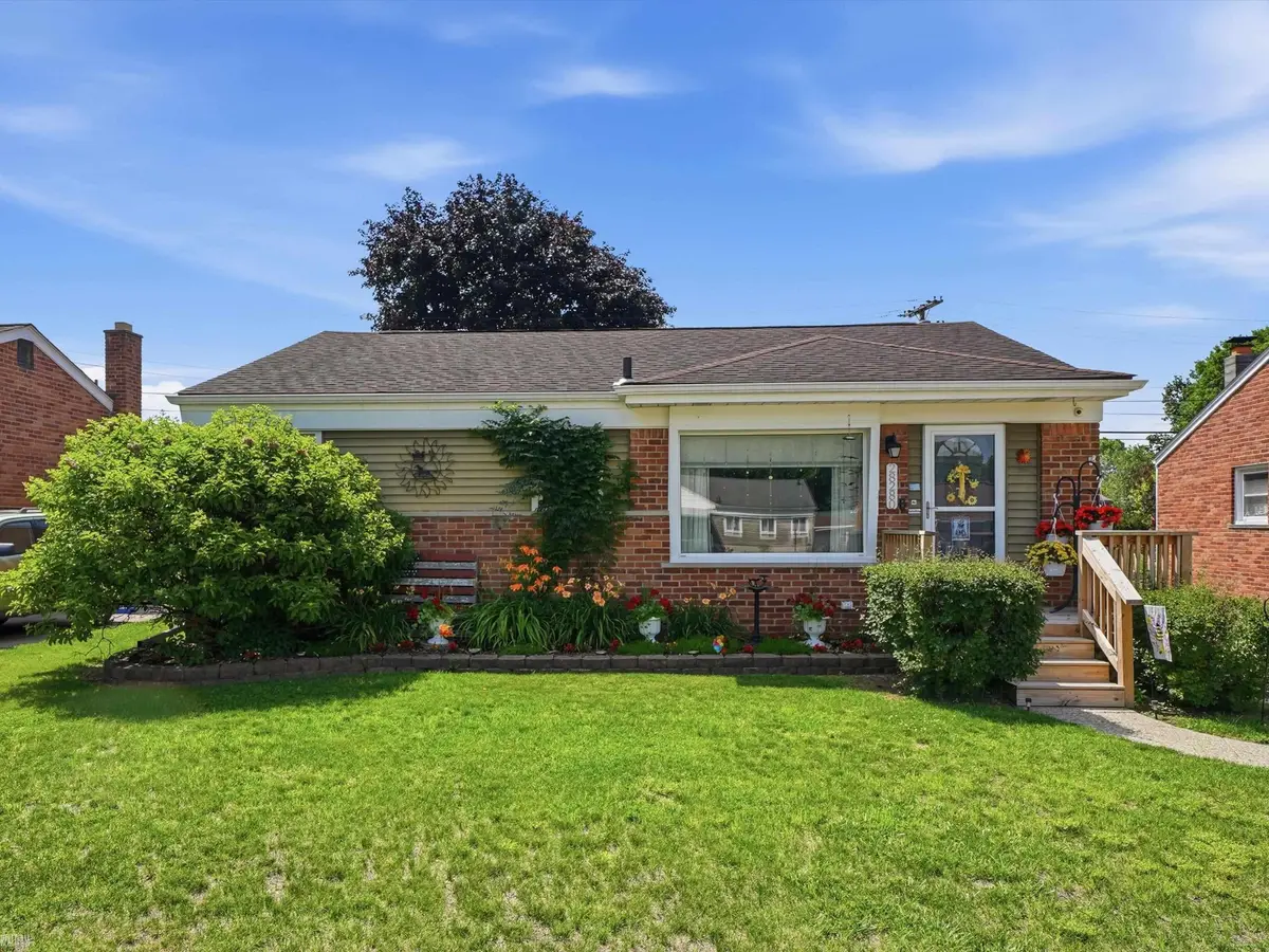 28280 Edward AVE, Madison Heights, MI 48071 - #1