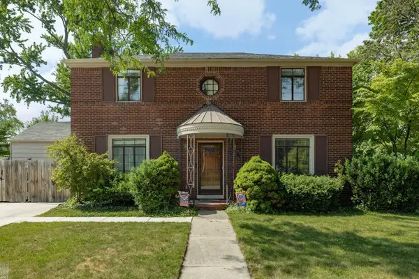 675 Fisher RD, GrossePointe, MI 48230